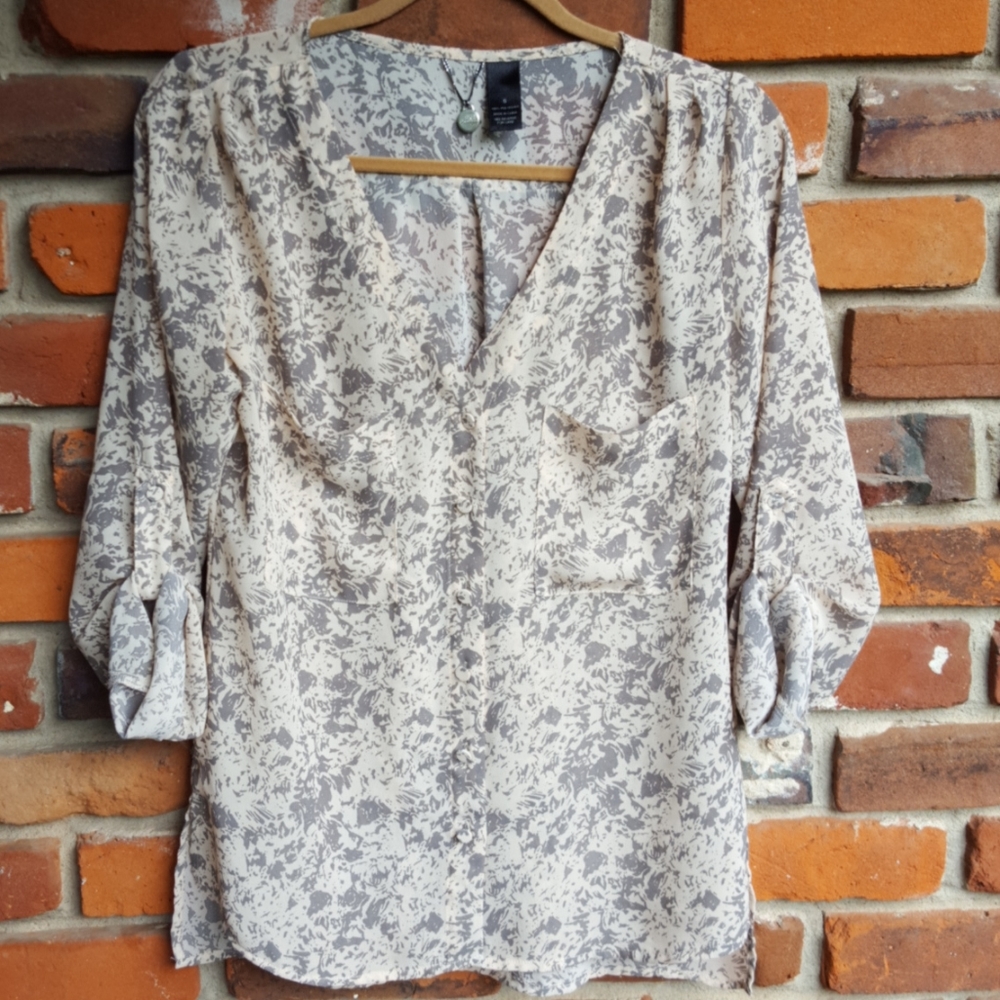 BKE Boutique sheer top
